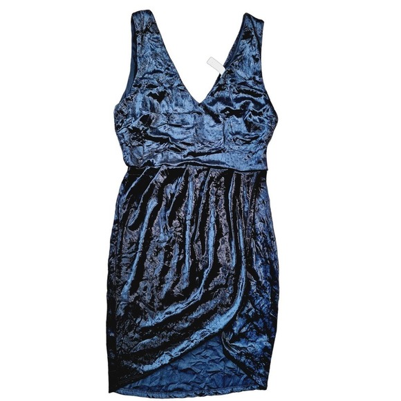 NWOT Blck Crushed Velvet Mini Dress, tulip hem spandex Medium Goth Grunge - Picture 1 of 10